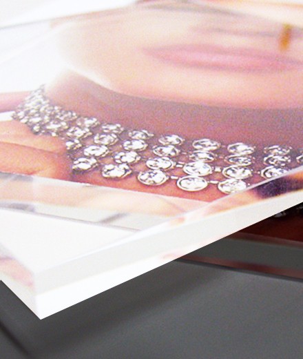 Acryl transluzent 3 mm mit Foliendruck für Leuchtkasten