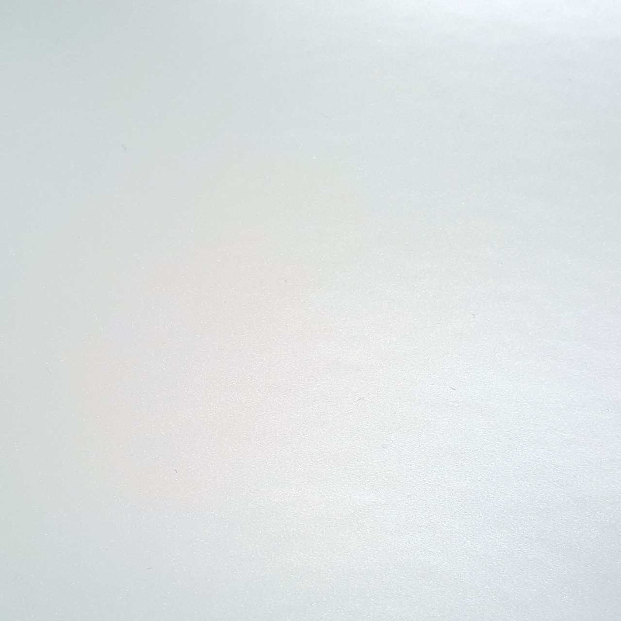 Autofolie AVERY PEARLESCENT White CB1610001